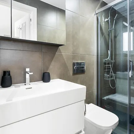 Welcs 106 Emp Con Piscina Privada *